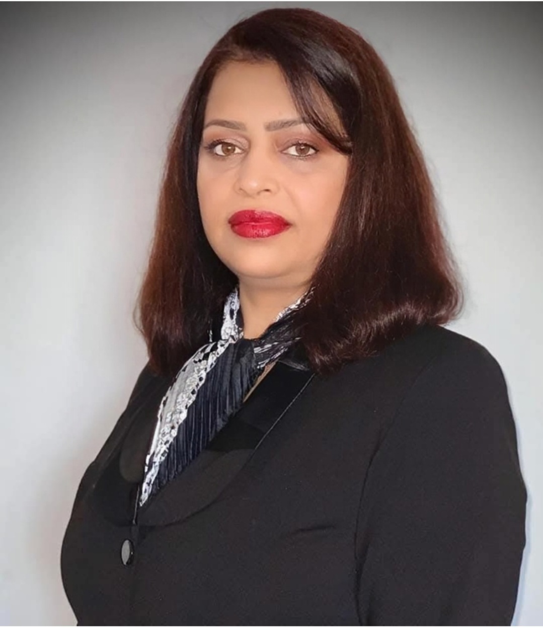 زن دلاور و ببر ترسو